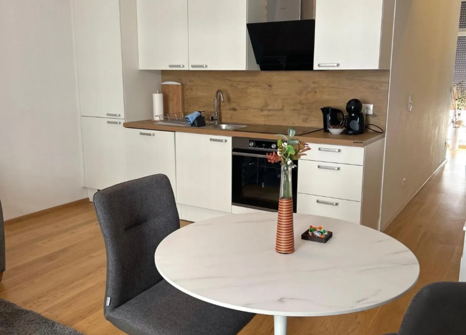 Central Apartment 10 فيينا النمسا